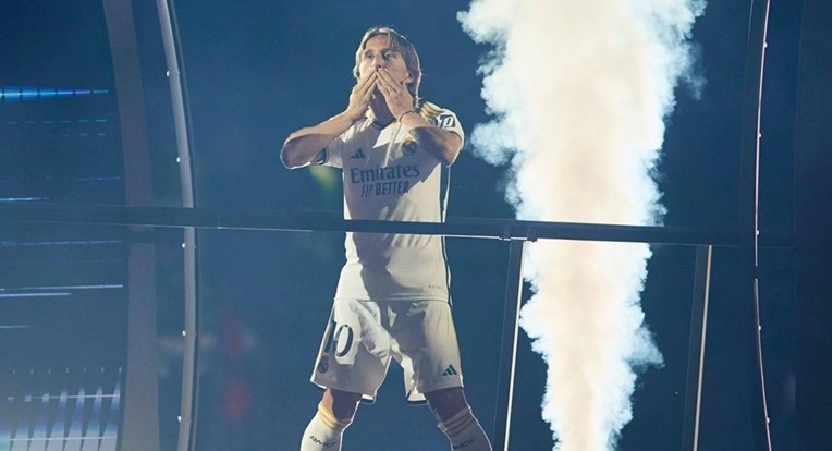 Romano: Modrić je potpisao